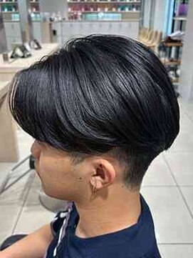 アッシュ 高幡不動店(Ash) フェザーパーマセンターパート韓国ニュアンスパーマ