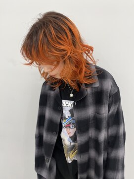 ヴァイス 新宿店(VAICE) オレンジデザインカラー