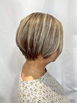 ユーアンボワーズ(U-AMBOISE) ハイライト×ショート【寝屋川市駅／光善寺駅】