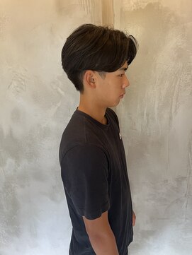 リリアーナ(LILIANA) センターパート　ニュアンスパーマ　カルマパーマ