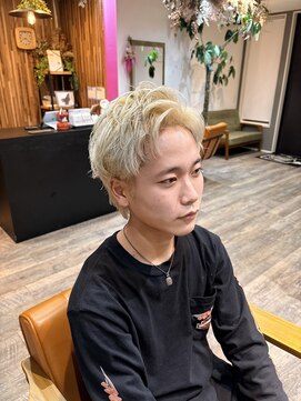 メール(Mer...) ☆スパイキーショート/ホワイトブロンド/ピンパーマ☆横山飛翔