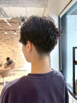 スペックホルダー(Spec Holder)&nbsp;波巻きツイストスパイラル束感カールのナチュラルショート