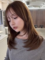 アビー(ABBEY)&nbsp;レイヤーカットハッシュカットフェイスレイヤーシースルーバング