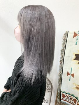 ヘア ライフ セリス(hair life Celis) プラチナグレー