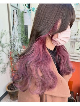 モモ(momo) 人気インナーカラー/イヤリングカラー