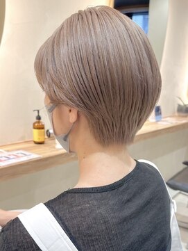 ヒビヲ 横浜西口店(HIBIO) ナチュラルボブショートミニボブダブルカラーハイライトブリーチ