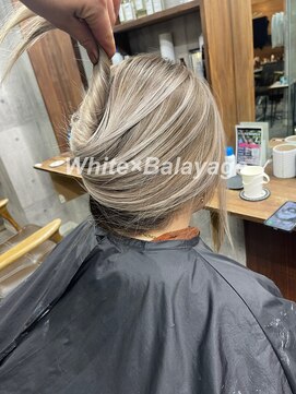 ラフ(LAFF) #バレイヤージュ#グレージュカラー#ボブウルフ#ココアベージュ