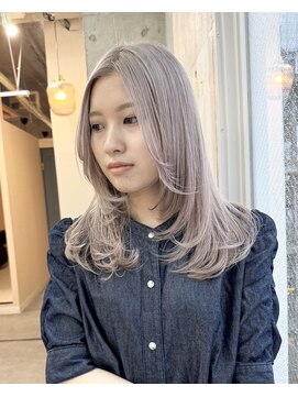 ラニヘアサロン(lani hair salon) ホワイトミルクティー/レイヤー/顔まわりレイヤー【大名/天神】