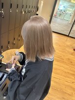 リー 天王寺(Lee) ホワイトミルクティー