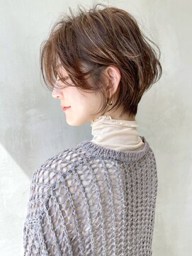 シオン(shion) 透明感カラーオリーブカラー小顔ピンクヘアー_ba331401