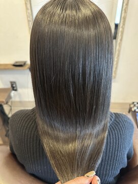 ジィップクリニカ(Zip clinica) 髪質改善 担当-木村優伽