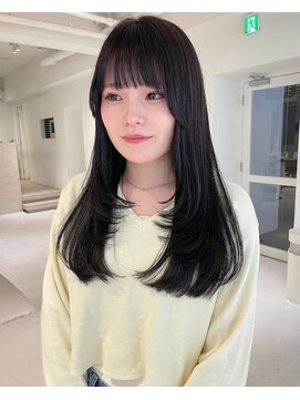 ロイリー バイ ローウェ 立川(Loely by Louwe) レイヤーカット/ラベンダー