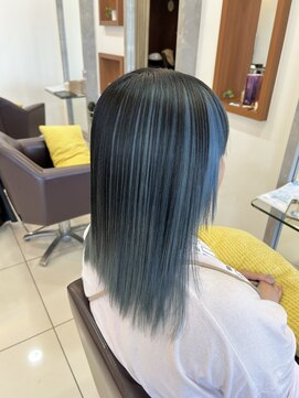 ノット 成田公津の杜(Knot) アンブレラカラー（黒×スカイブルー）stylistすずか