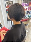 マッシュショート×ツヤカラー