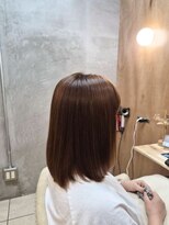 ヴァークル(Virkle) まとまり重視の艶ミディ