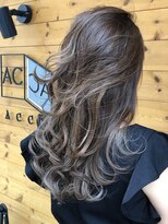 アッカ(ACCA)&nbsp;ホワイトグレージュ×バレイヤージュ