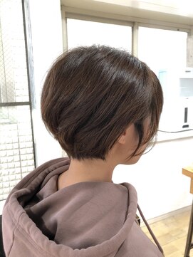 アンフィフォープルコ(AnFye for prco) 【AnFye for prco】首元スッキリショート