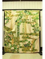 ルナクレセント (Luna crescent)&nbsp;振袖B-16 ￥14500～(着付料込み)　＊　成人式プラン ￥20000～