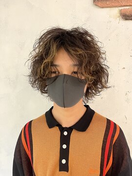 アドール(ADOR) 波巻きパーマ