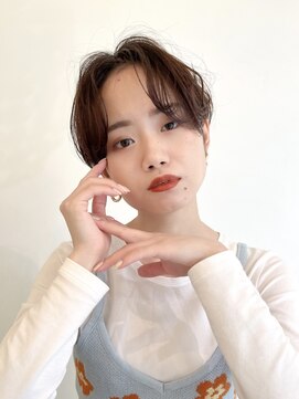 メモリーズ 銀座(Memories) 耳掛け/丸み/女性らしさ/ハンサムショート