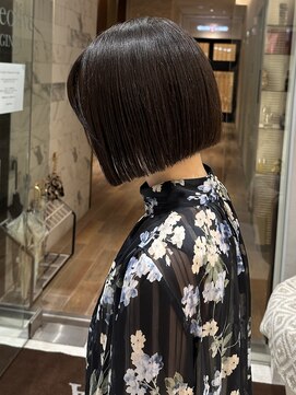 ネオリーブギンザ 銀座店(Neolive GINZA) ミニボブ、切りっぱなしボブ