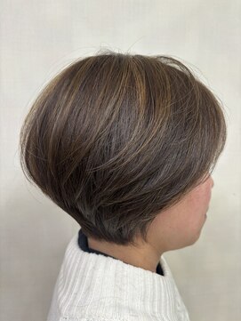 イーリング ショートボブ