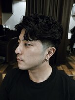 ヘアークリエイ トポライトウィロー 烏丸(Hair Create Polite willow) ミドルフェード ルーズパーマスタイル