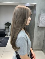 くすみオリーブベージュ