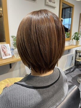 ダズリン バイ リー(Dazzlin by Ly) ステップボーンカット