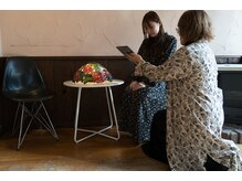 カウンセリングでお客様の髪と頭皮の悩みをお聞かせ下さい！