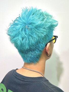 ルネラトーキョー(RUNERA TOKYO) メンズ刈り上げショートターコイズケアブリーチ髪質改善渋谷