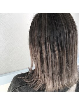 テクライズ 豊橋店(TECHRISE) シルバーベージュバレイヤージュ