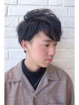 モリオフロムロンドン 松戸店(Morio from London) 【松戸 駅近】サイド耳かけツーブロマッシュショート