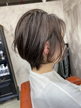 モニュメント(Monument) ボブショート