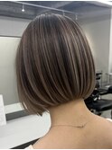 ハイライトバレイヤージュダブルカラーショートカット30代40代