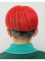 クク(QUQU)&nbsp;レッド刈り上げショート