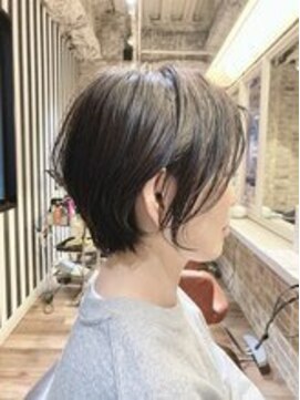 クロワ(croix) 美シルエット×小顔ヘア