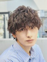 メンズ波巻きスパイラルパーマプードルパーマウルフ韓国ヘア