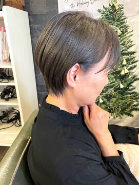 デイジー(Daisy) 丸みショートボブ