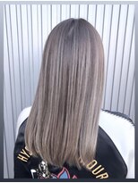 ヘアスペース ロン バイ シュシュ(HAIR SPACE Le rond by chou chou) 【Le rond】ハイライトカラー×ホワイトグレージュ