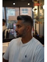 タイト スワッグ バーバーワークス(TIGHT SWAG BARBERWORKS)&nbsp;スキンフェード×ウェーブアップ