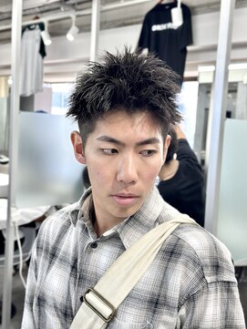 クロムトウキョウ ザ バーバー ネオン 新宿店(CHROM TOKYO the Barber ne/on) メンズスパイキーショート