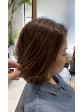 キオナ(Kiona) ハイライトカラー