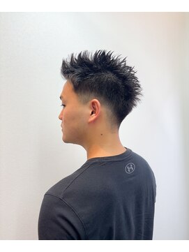 ヘアーアンドアイラッシュ ビス 下曽根店(Bis!) スパイキーショート