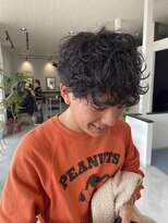 エミュ(emu.)&nbsp;爽やかにキマる！奈良大安寺メンズショートパーマ