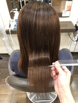 ヘアーアンドメイク ビス(HAIR&MAKE bis) 髪質改善トリートメント　小西美里