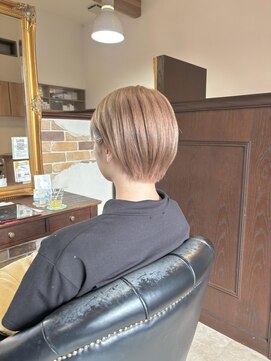 アドラーブル 女池店(adorable) 【ミルクティーベージュ】【ブリーチ必須】【20代30代】