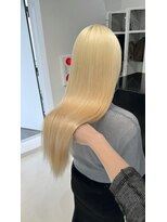 ココ 原宿(KOKO)&nbsp;10代/20代/モード/ニュアンスカラー/ミディアムストレート