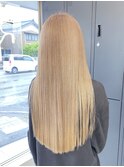 ホワイトベージュ