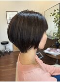 ショートボブ